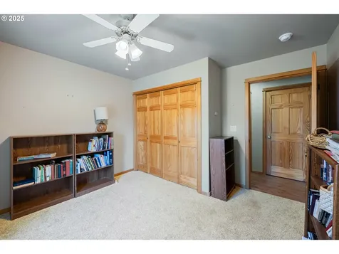 16676 Mcclintock Place La Pine OR 97739
