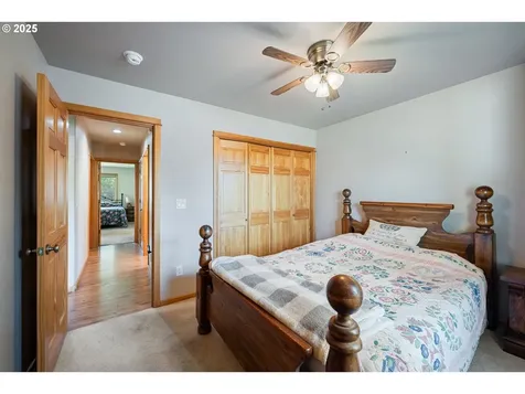 16676 Mcclintock Place La Pine OR 97739