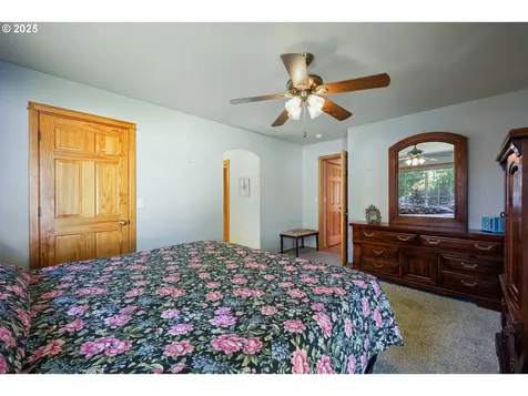 16676 Mcclintock Place La Pine OR 97739