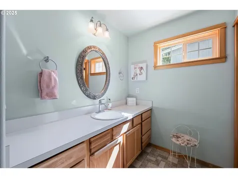 16676 Mcclintock Place La Pine OR 97739