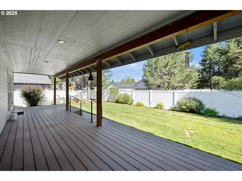 16676 Mcclintock Place La Pine OR 97739