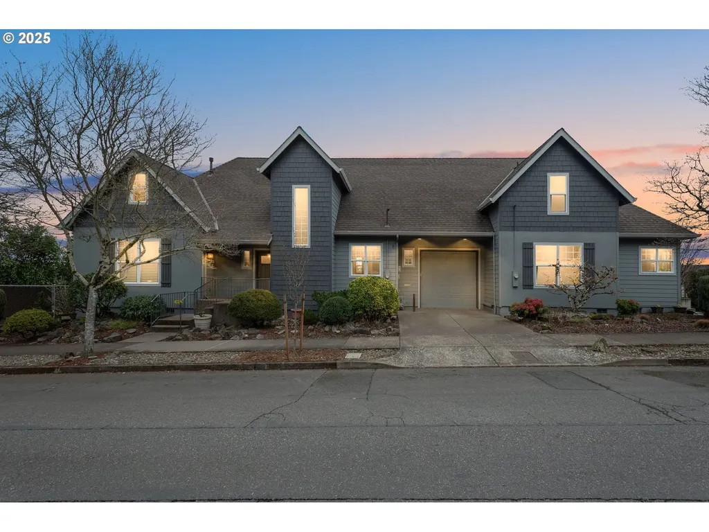 1226 SE 72nd Avenue Portland OR 97215