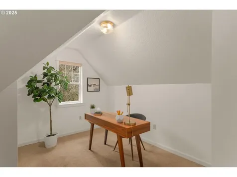 1226 SE 72nd Avenue Portland OR 97215