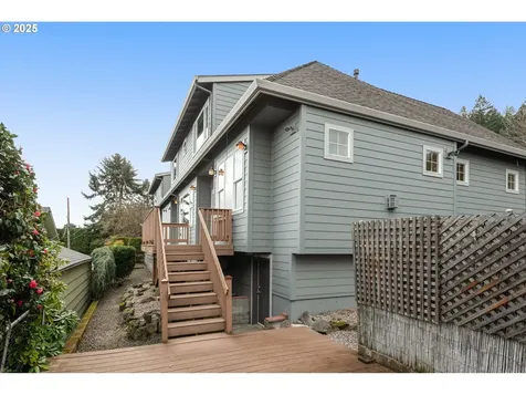 1226 SE 72nd Avenue Portland OR 97215