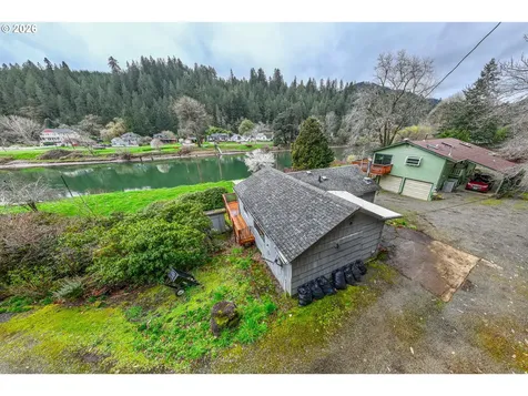 10919 E Mapleton Road Mapleton OR 97453