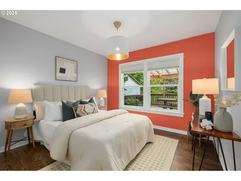 7928 SE 21st Avenue Portland OR 97202