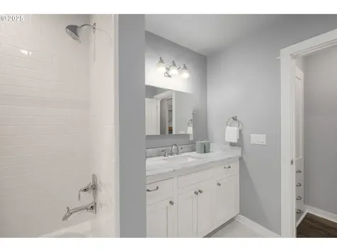 7928 SE 21st Avenue Portland OR 97202
