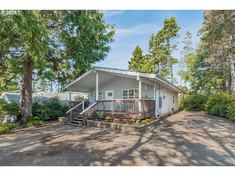 5415 Hacienda Avenue Lincoln City OR 97367