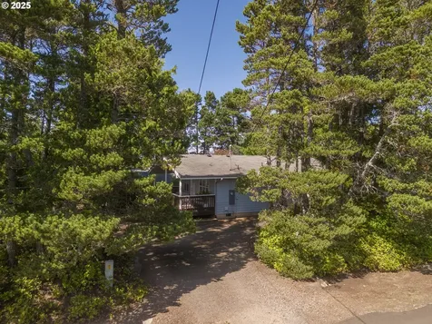 5415 Hacienda Avenue Lincoln City OR 97367