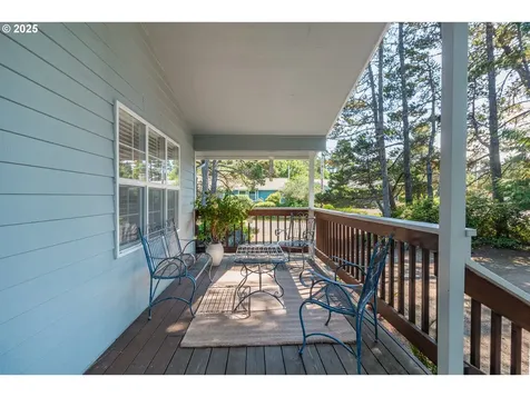 5415 Hacienda Avenue Lincoln City OR 97367