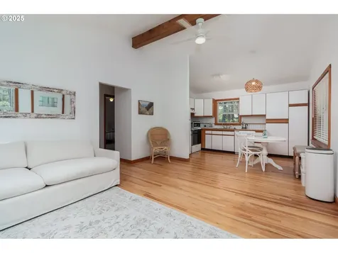 5415 Hacienda Avenue Lincoln City OR 97367