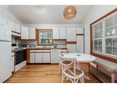 5415 Hacienda Avenue Lincoln City OR 97367