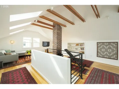 4612 NE 15th Avenue Portland OR 97211