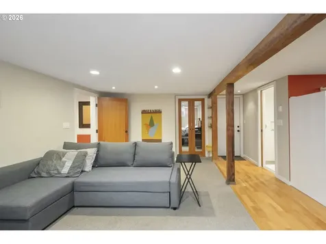 4612 NE 15th Avenue Portland OR 97211