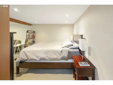 4612 NE 15th Avenue Portland OR 97211
