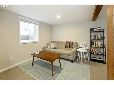 4612 NE 15th Avenue Portland OR 97211