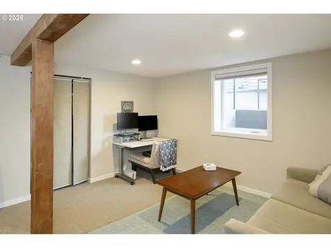4612 NE 15th Avenue Portland OR 97211