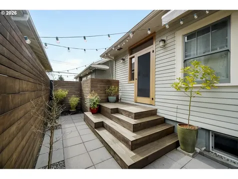 4612 NE 15th Avenue Portland OR 97211