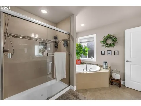 19256 SW Cedarview Lane Beaverton OR 97007