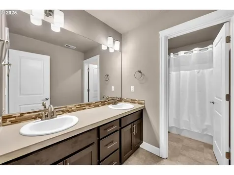 19256 SW Cedarview Lane Beaverton OR 97007