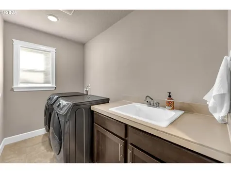 19256 SW Cedarview Lane Beaverton OR 97007