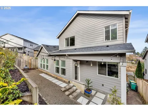 19256 SW Cedarview Lane Beaverton OR 97007