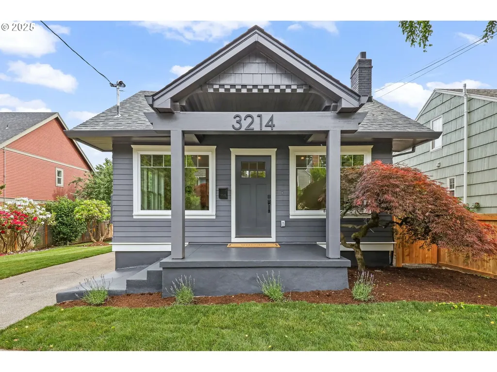 3214 SE Lincoln Street Portland OR 97214