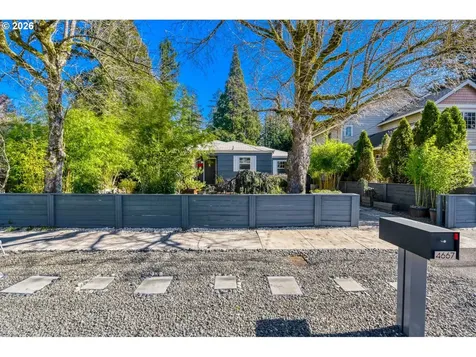 4667 Exeter Street West Linn OR 97068