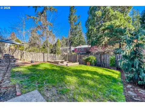 4667 Exeter Street West Linn OR 97068