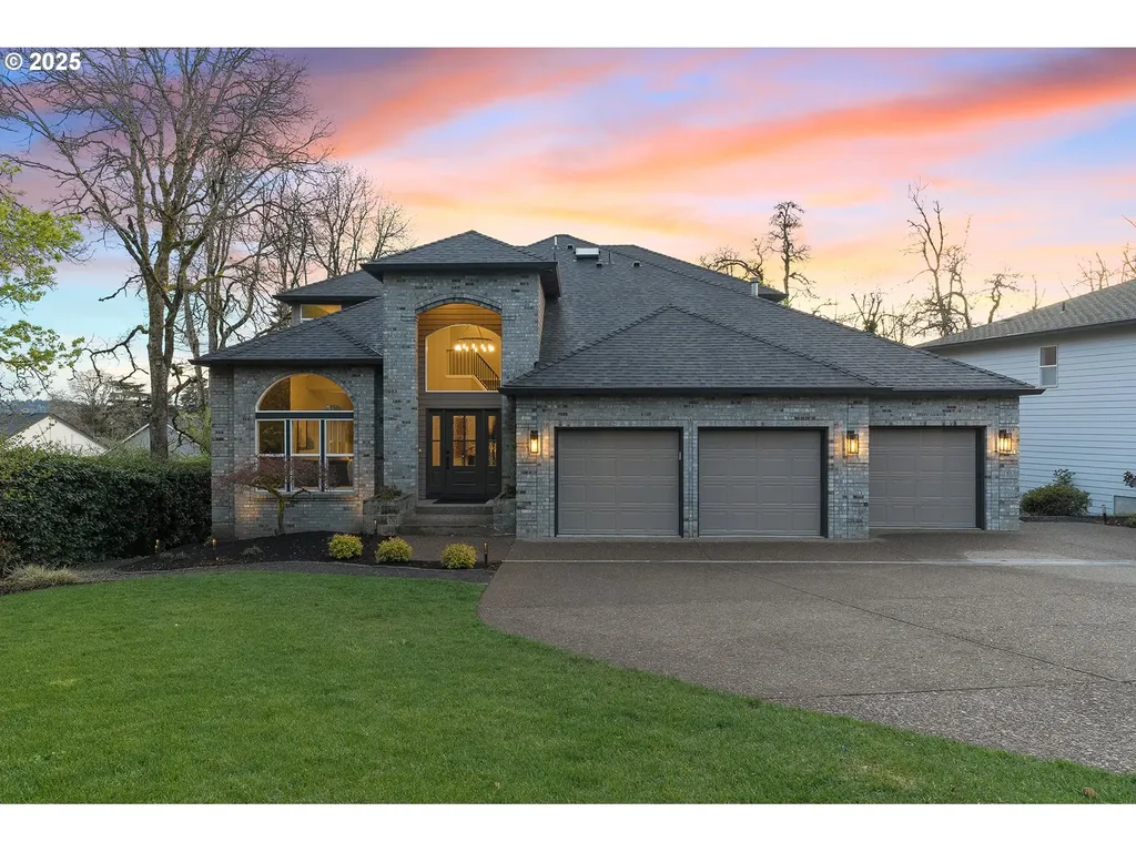 655 Barbary Place Gladstone OR 97027