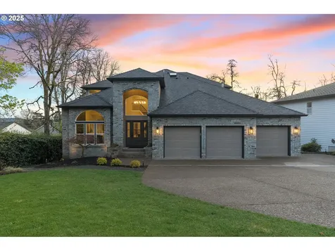 655 Barbary Place Gladstone OR 97027