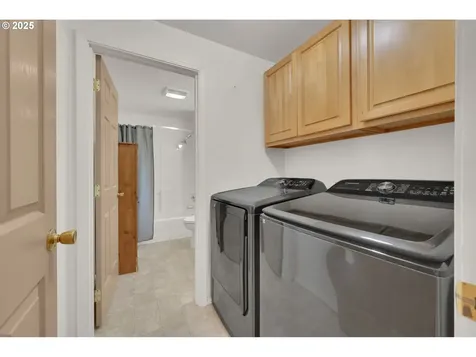 660 River Loop 1 Eugene OR 97404