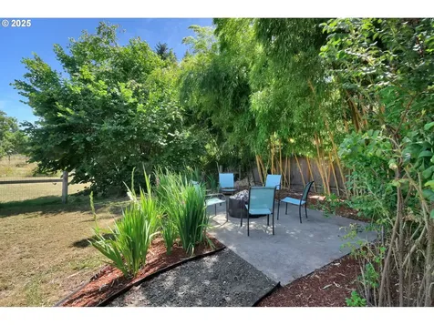 660 River Loop 1 Eugene OR 97404