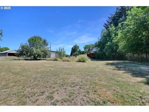 660 River Loop 1 Eugene OR 97404