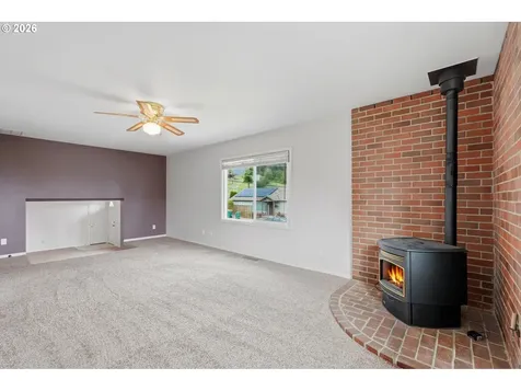 303 Trail Street Gaston OR 97119