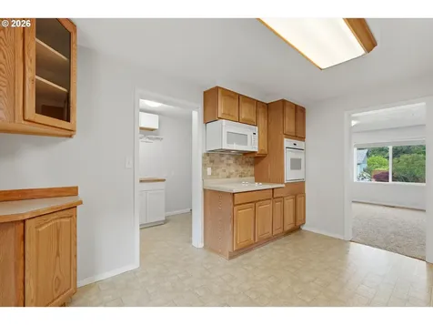 303 Trail Street Gaston OR 97119