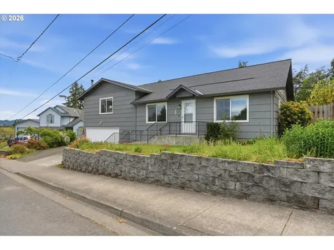 303 Trail Street Gaston OR 97119