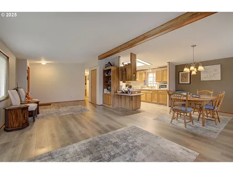 17401 SE 39th Street Vancouver WA 98683