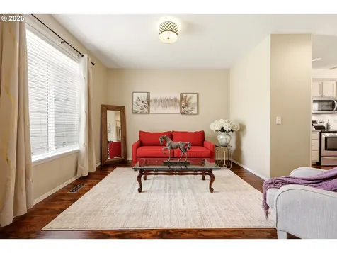 518 W 12th Way La Center WA 98629