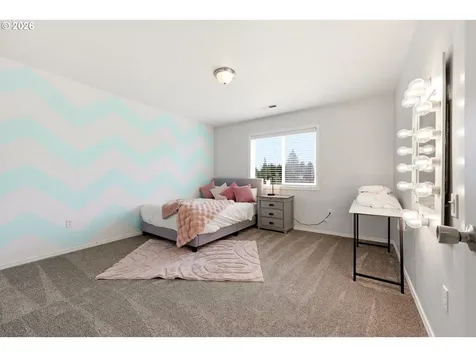 518 W 12th Way La Center WA 98629