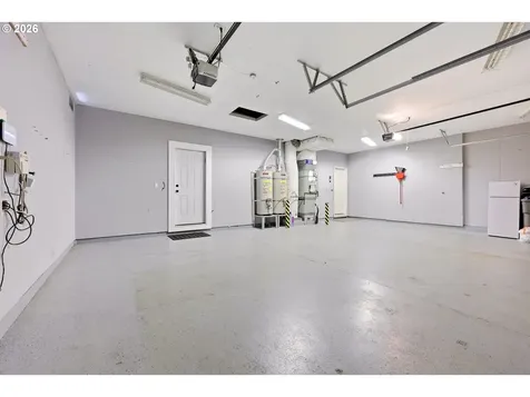 518 W 12th Way La Center WA 98629