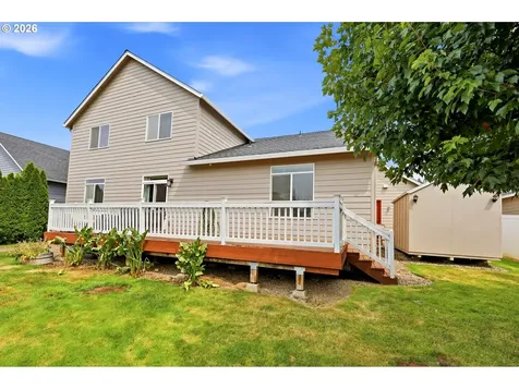 518 W 12th Way La Center WA 98629