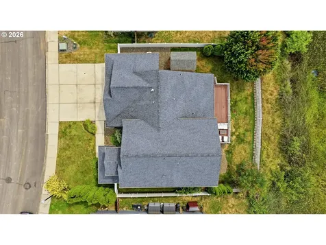 518 W 12th Way La Center WA 98629