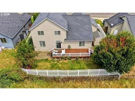 518 W 12th Way La Center WA 98629