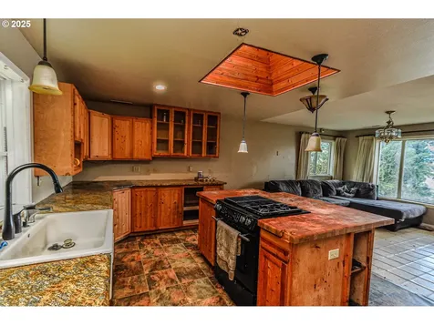 74430 Laurel Wood Road Rainier OR 97048