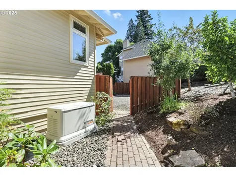 16289 NW Mission Oaks Drive Beaverton OR 97006