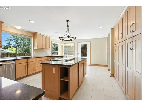 16289 NW Mission Oaks Drive Beaverton OR 97006