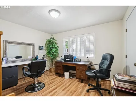 11820 SW Reid Court Beaverton OR 97008