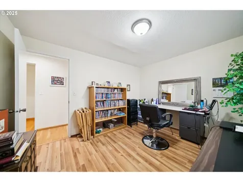 11820 SW Reid Court Beaverton OR 97008