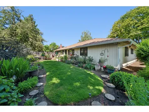11820 SW Reid Court Beaverton OR 97008